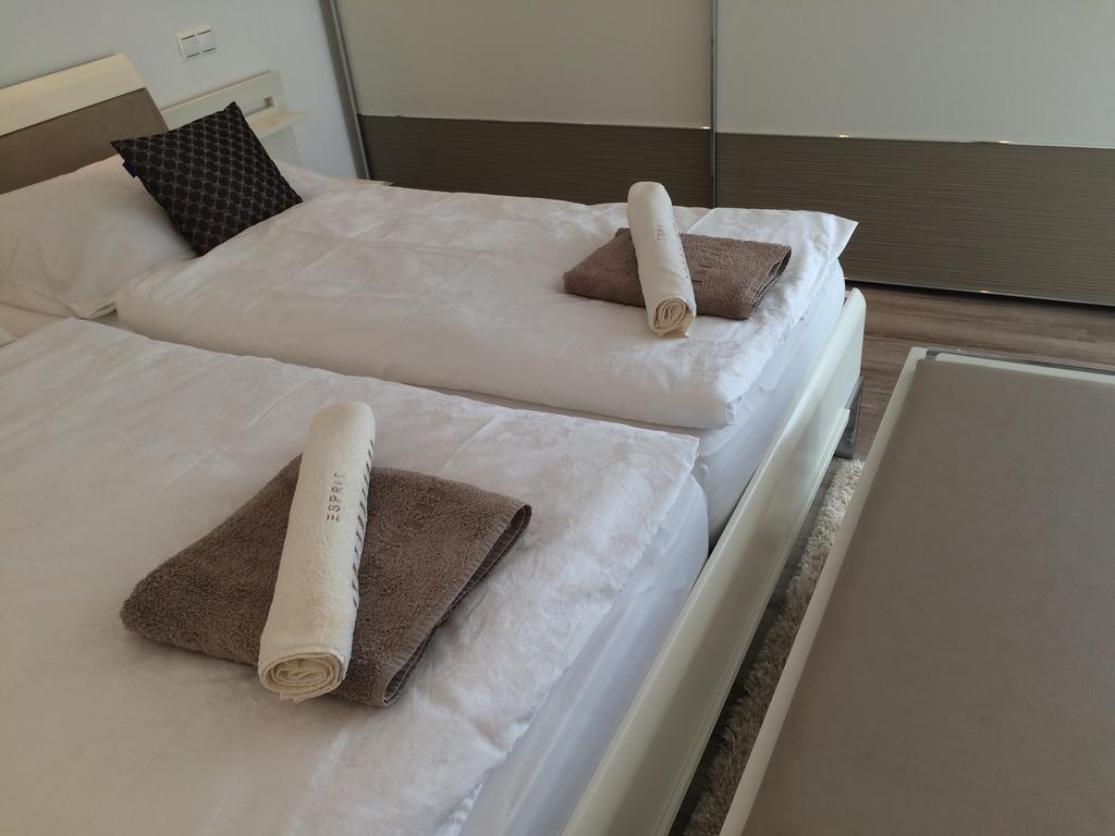 Hévíz Leiner Apartman מראה חיצוני תמונה